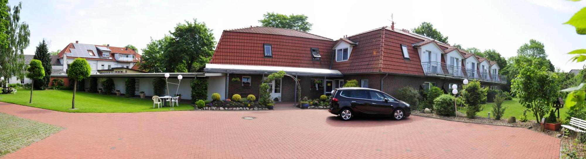 Kirchhatten Hotel & Restaurant Zum Deutschen Hause מראה חיצוני תמונה
