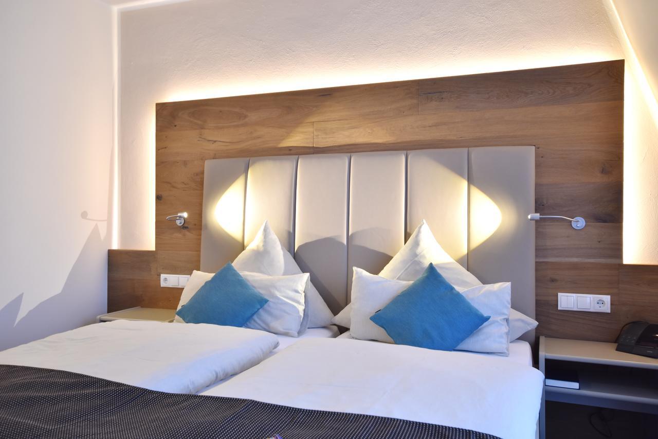 Kirchhatten Hotel & Restaurant Zum Deutschen Hause מראה חיצוני תמונה